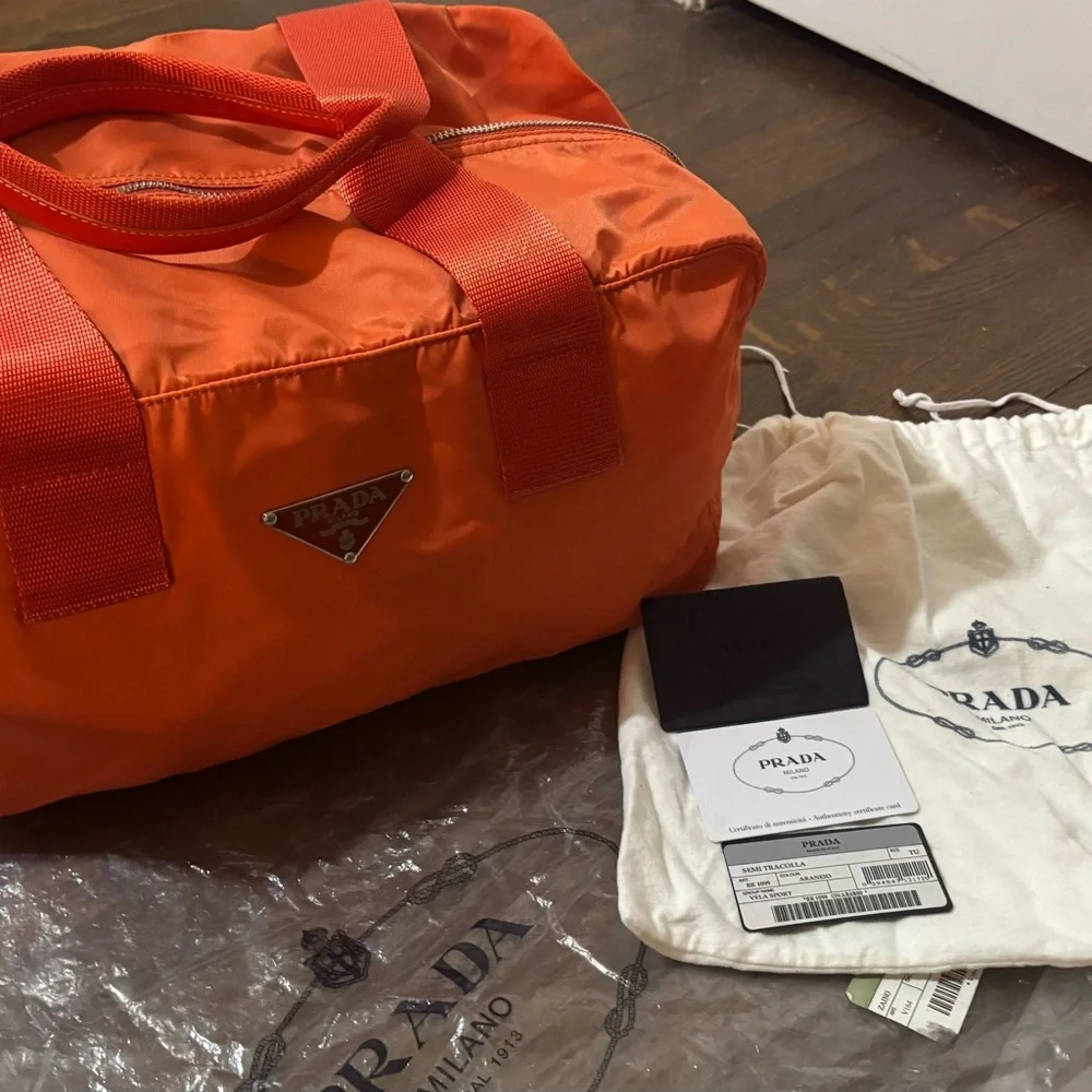 PRADA Semitracolla Vitello Vela Sport Bag - Orange   Authenticity cards included - Picture 10 of 11